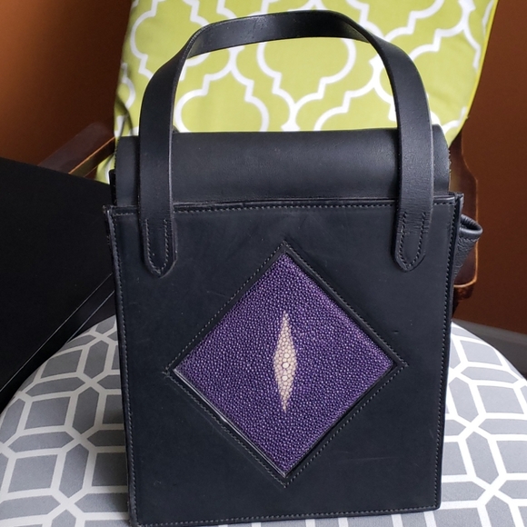 ‼️ ONE OF A KIND! Sting ray detailed, hand crafted leather bag - Picture 1 of 5